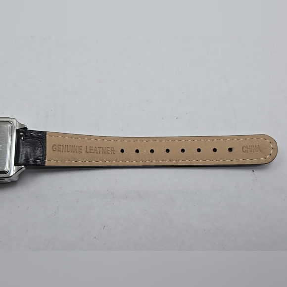 Disney MK50004TM Mickey Mouse Watch Stainless Steel New Battery Works Great main image 3